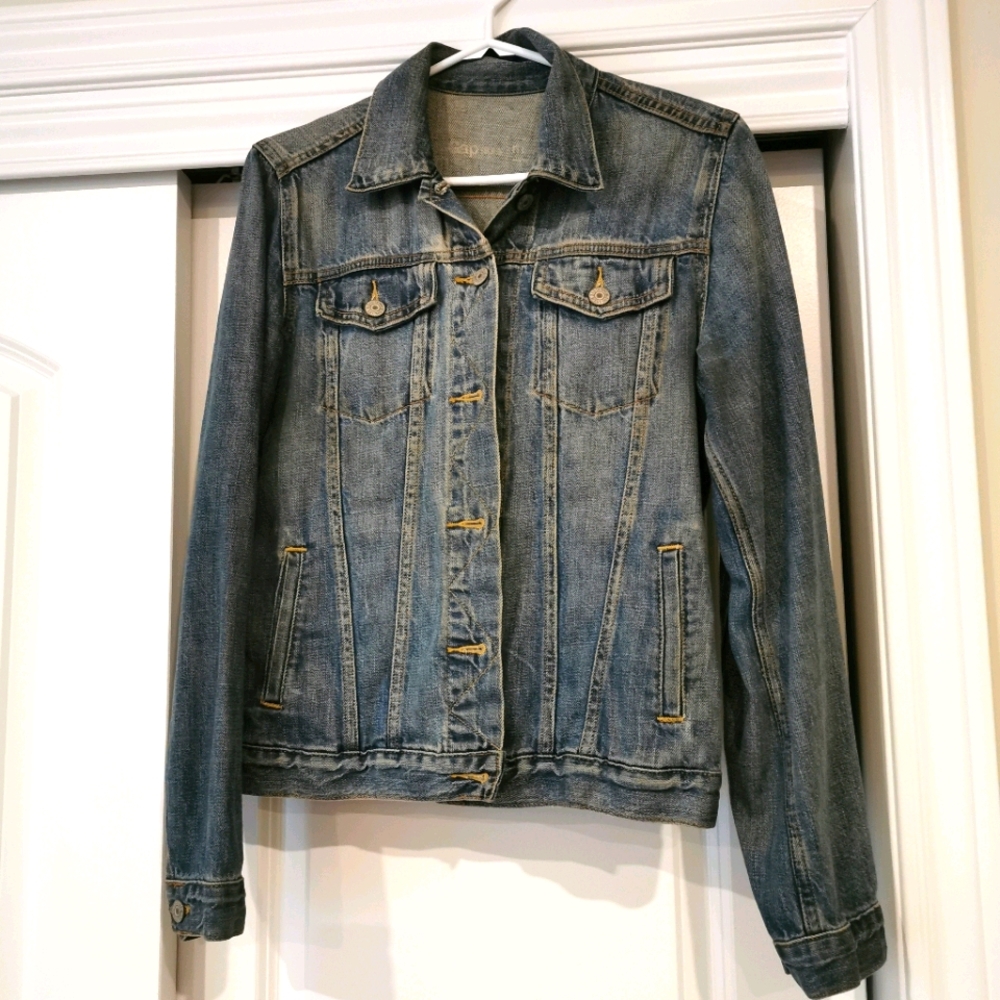 Size M - GAP Icon Jean jacket